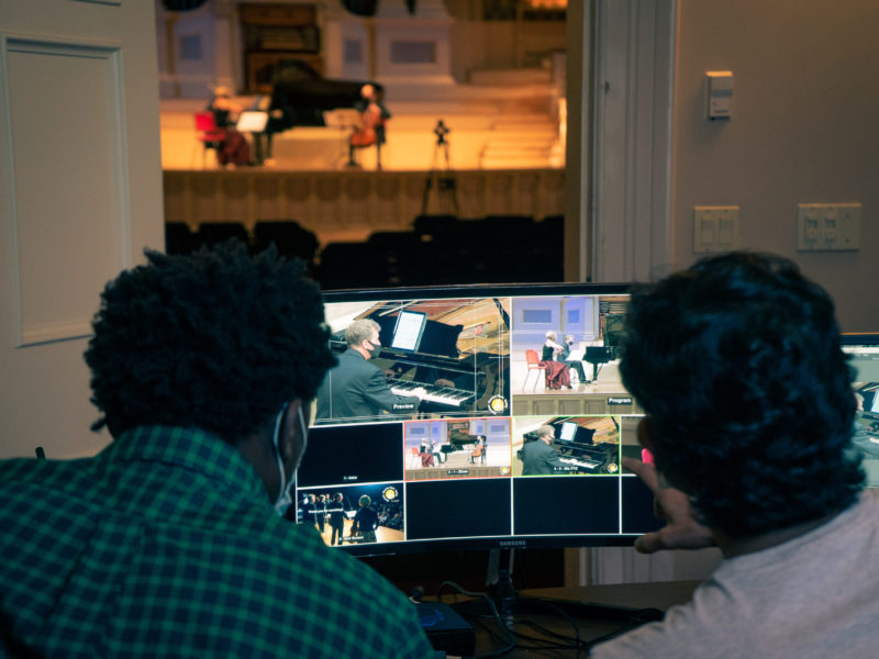 Resonance live-streaming Resonance live-streaming