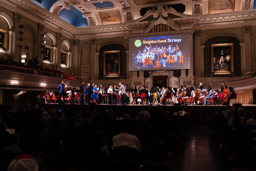 Neighborhood Strings